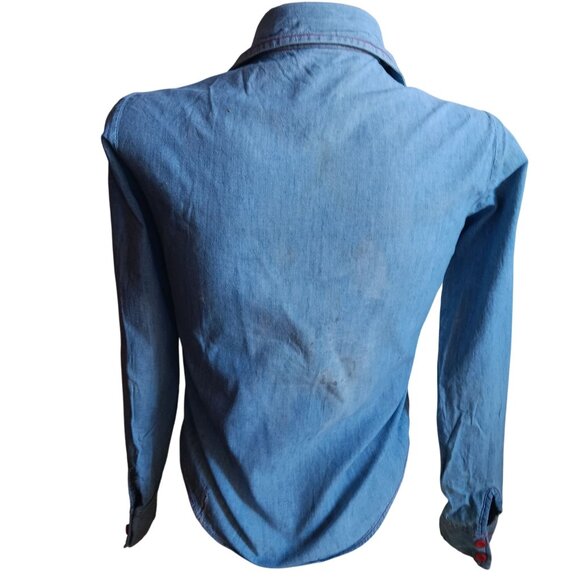 Women's XS Vintage Denim Shirt 1970's Button-Up Red Buttons Distress Boho Hippy - Picture 5 of 13